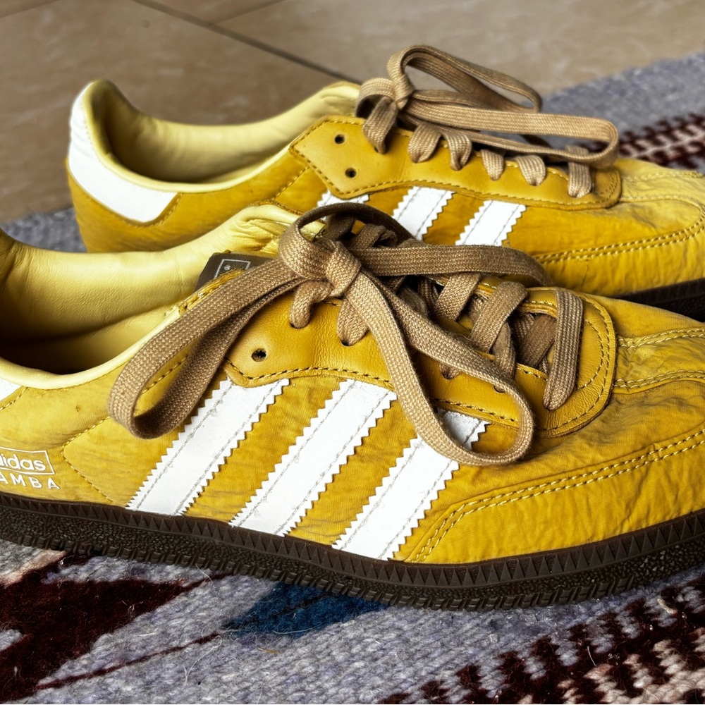 Adidas Samba in Oat // men’s 7, women’s 8.5